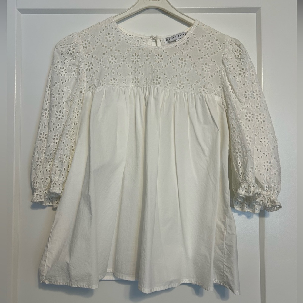 English Factory cotton blouse with lace detail sleeves & neck. Medium. VGUC